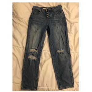 Brandy Melville Boyfriend Distressed Jeans